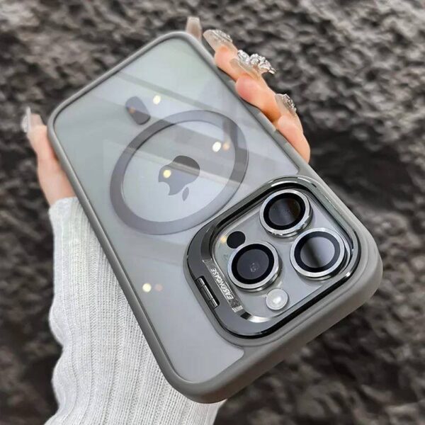 قاب ایفون Barcket clear MagSafe - Image 2