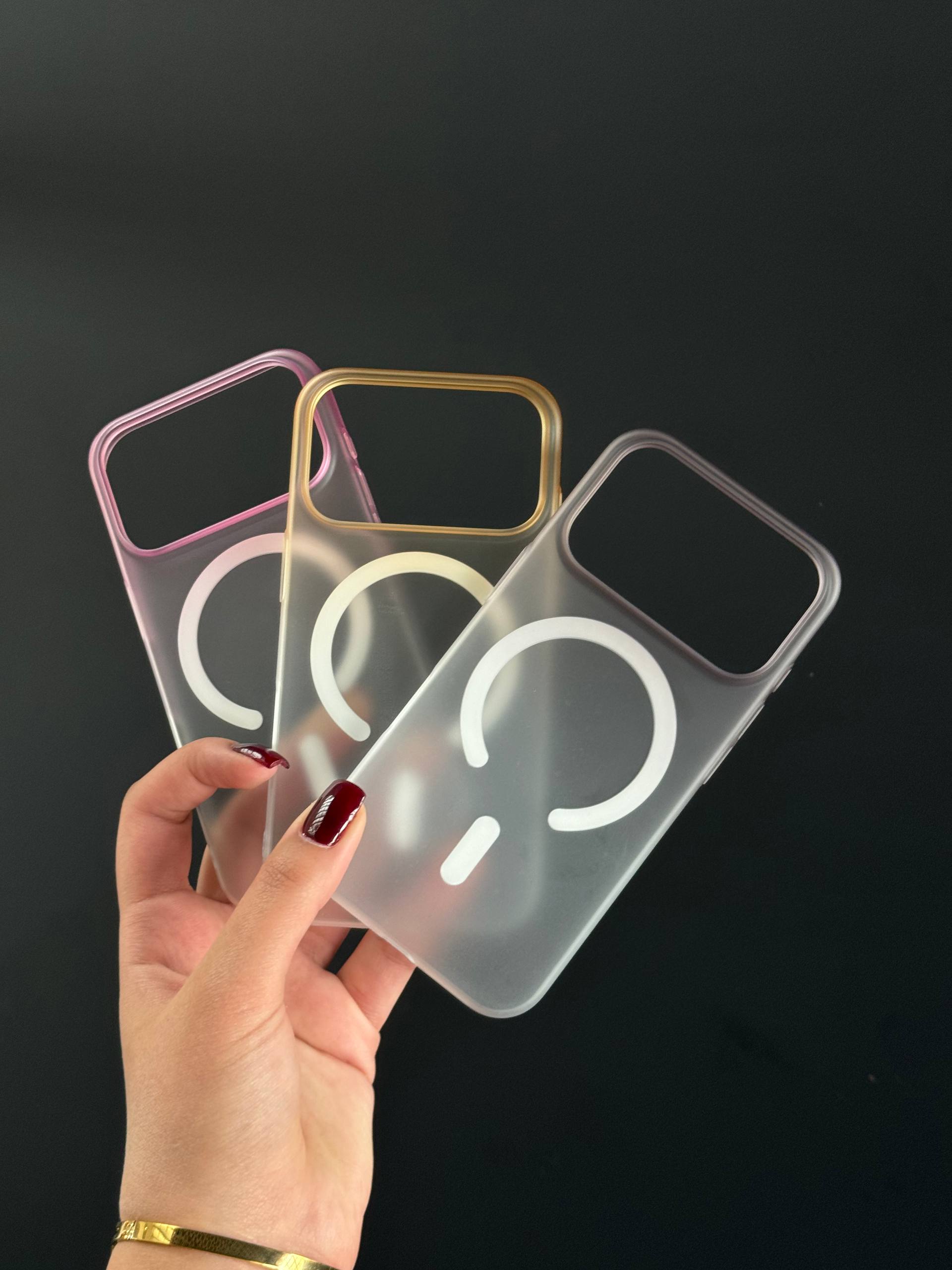 قاب ایفون FADE PC MAGSAFE - Image 2